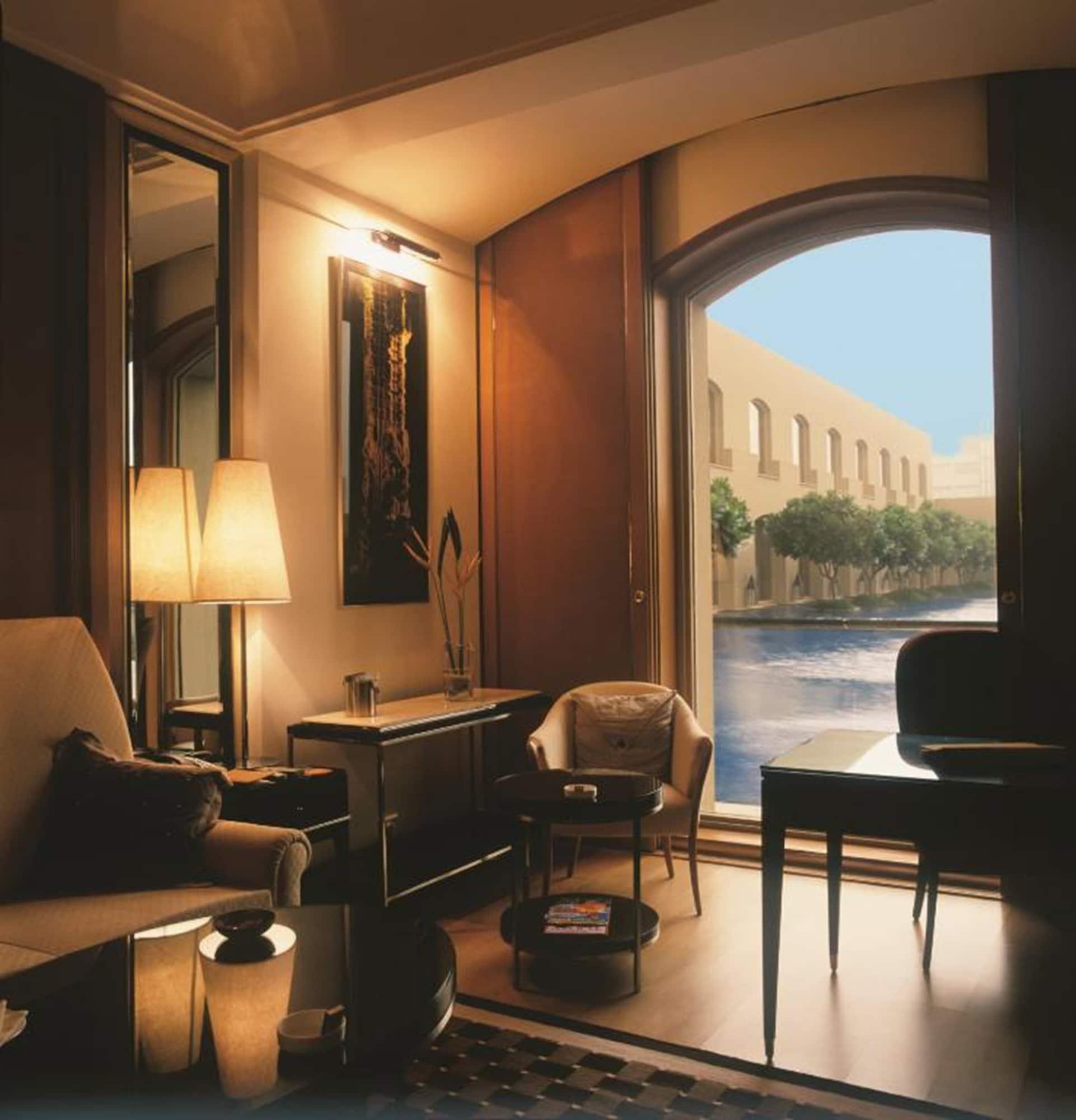 Trident Gurgaon Otel Dış mekan fotoğraf A room at the Taj Mahal Palace