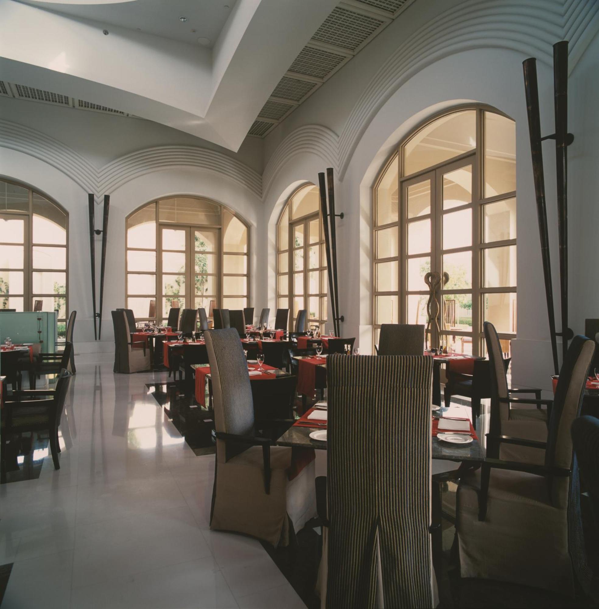 Trident Gurgaon Otel Dış mekan fotoğraf The restaurant